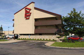 Гостиница Red Roof Inn Akron  Акрон